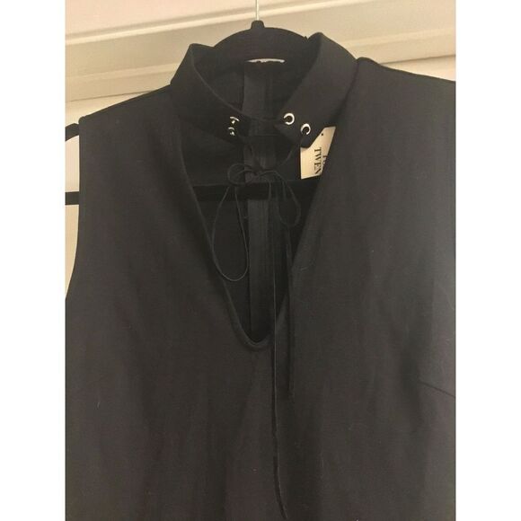 NWT~Forever 21 Black Sleeveless Lace Up High Neck Mini Dress Sz Large - Picture 2 of 3